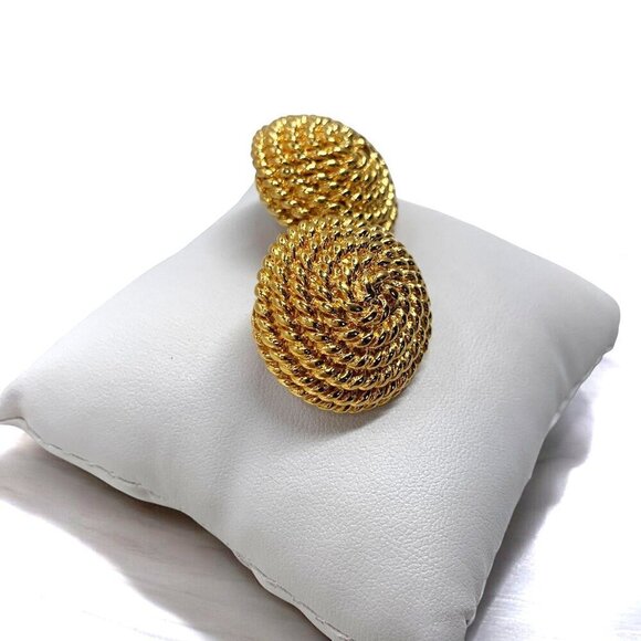 Monet Vintage 1970's Electroplated Gold Alloy Spiral Button Earrings Clip-On 1" - Picture 9 of 11